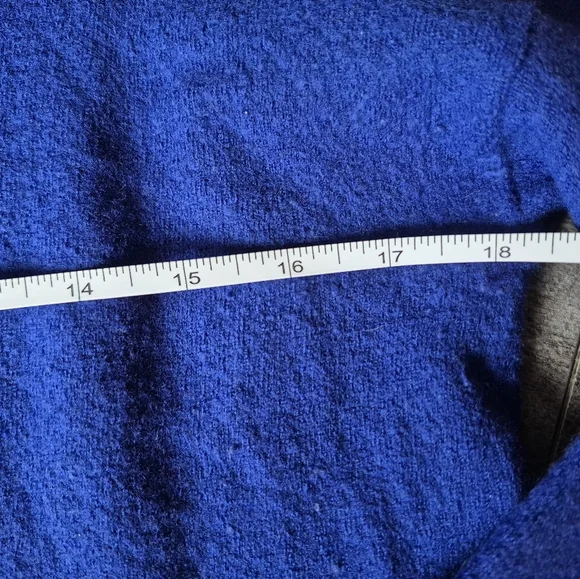 Tahari Cobalt Blue Mock Neck 100% Merino Wool Sweater - Picture 11 of 12